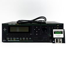 Kurzweil / Young Chang K2000RJ