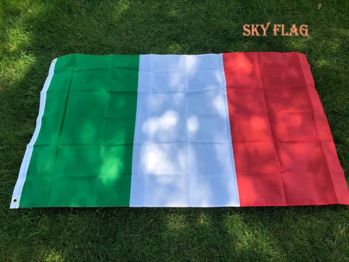 Bandiera italiana tricolore - italiana, in