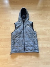 Gilet imbottito con cappuccio