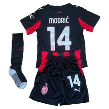 Kit completo calcio Modrić AC