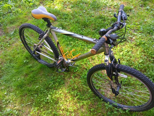 Trek 820 mountain bike with - trek,