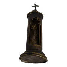 Piccolo altare da viaggio con statua della Santa vergine Maria