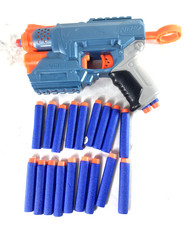 PISTOLA NERF CON CARTUCCE ELITE 2.0