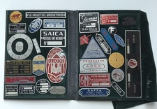 Targa- 30 Targhe Ghisa /Ferro Battuto Su Portatarghe Velluto - Ditte Italiane