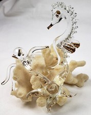 Scaffale in vetro bianco