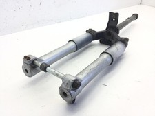 FORCELLA FODERI STELI E PIASTRA INFERIORE PIAGGIO LIBERTY 200 2005 M384001