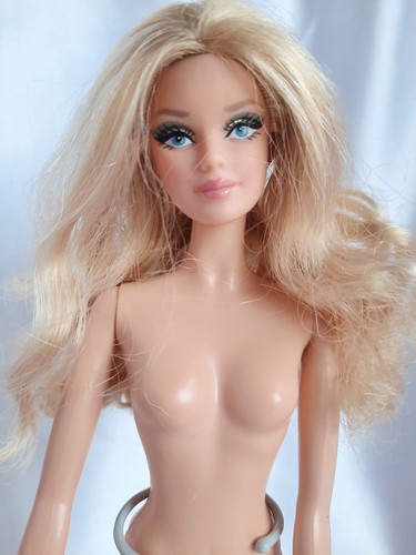 Barbie model muse ballerina - model,