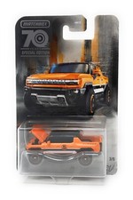 Matchbox Superfast 2022 GMC Hummer EV arancione. Parti mobili 70 anni. 3/5