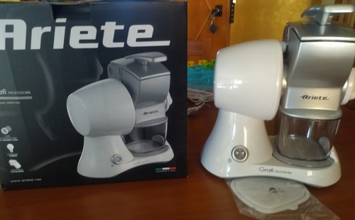 Grattugia elettrica - grattugia,