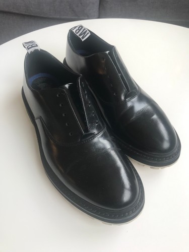 Bikkembergs black leather