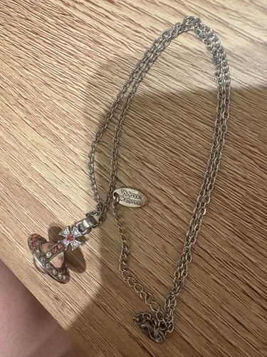 Collana con motivo croce