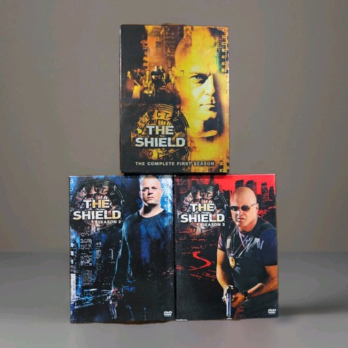 The shield season - shield, 2,