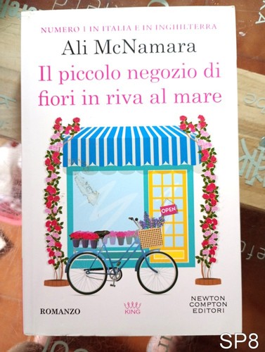 Piccolo negozio fiori in - negozio,