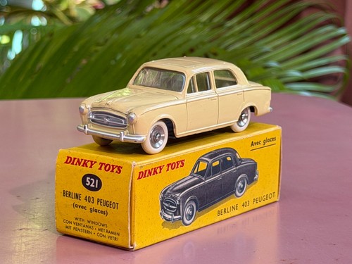 Dinky toys 521 - toys, 403