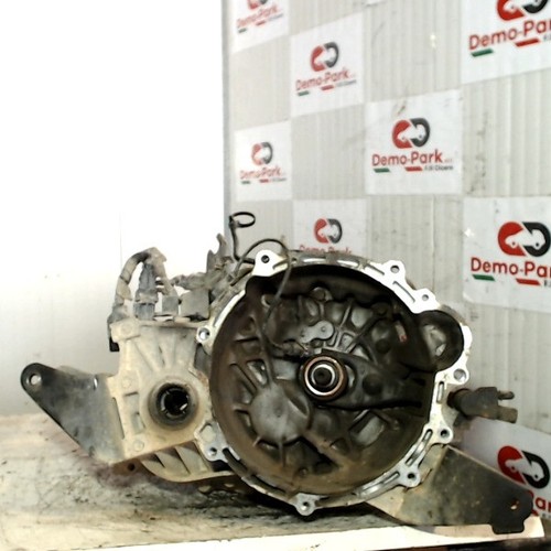 Cambio manuale per - manuale,