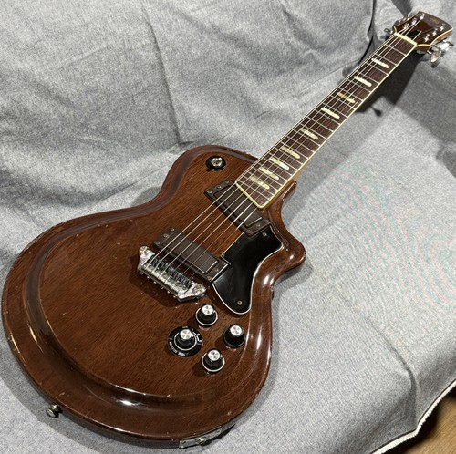 Chitarra elettrica usata