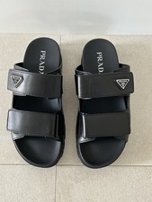 Nuove scarpe sandali Prada da