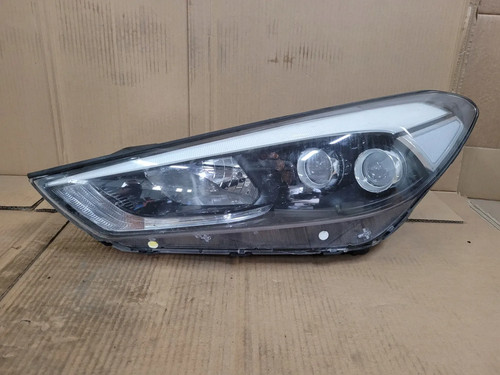 Faro proiettore anteriore