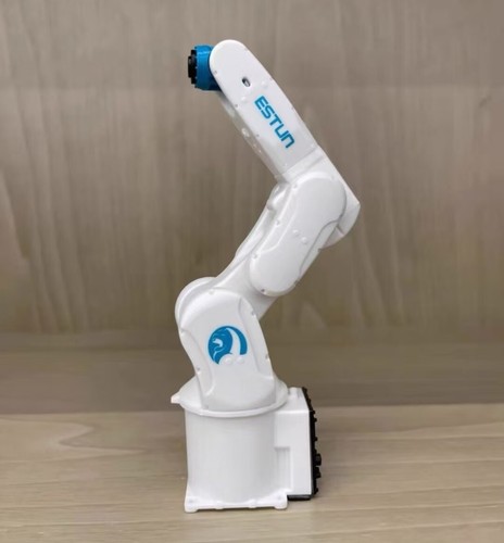 Modellino robot braccio