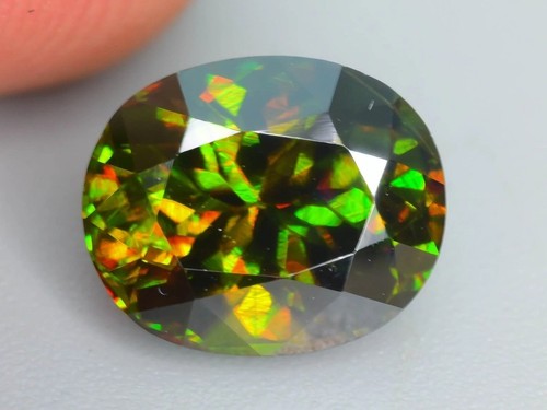 Pietra preziosa forma ovale - pietra,