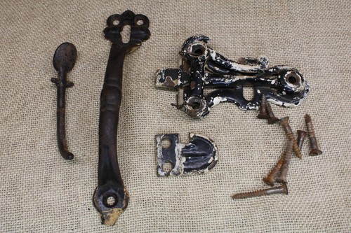 Vecchia serratura pollice - a,