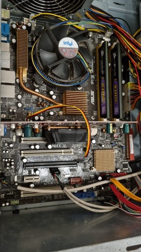 Blocco 775 asus - asus, deluxe
