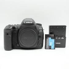 EXC+ Canon EOS 5D Mark IV DSLR