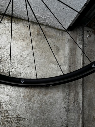 Bontrager race 700c clincher - race,