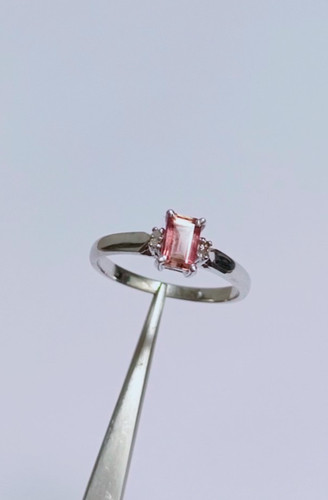 Anello taglio smeraldo