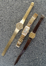 3 PEZZI, LOTTO OROLOGI DA POLSO DONNA JUNGHANS VINTAGE BEN TENUTI, TUTTI PLACCATI ORO