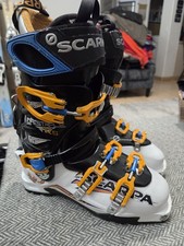 Scarponi da sci alpinismo