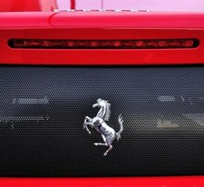 FERRARI Scuderia Cavallino