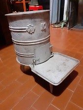 antica stufa a Carbone in