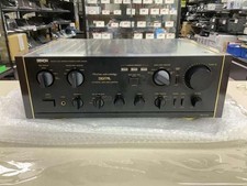 Amplificatore stereo integrato