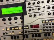 Yamaha RS7000 Drum Machine