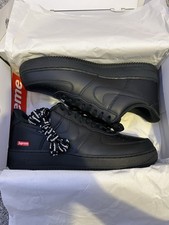 Nike Supreme Air Force 1 nere