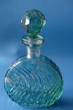 Bottiglia in vetro lavorato