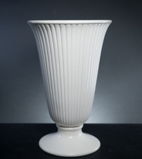 Vaso in ceramica scanalata