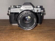 Canon AT-1 35mm con obiettivo