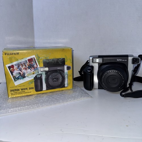 Fuji instax wide 300 - fuji,