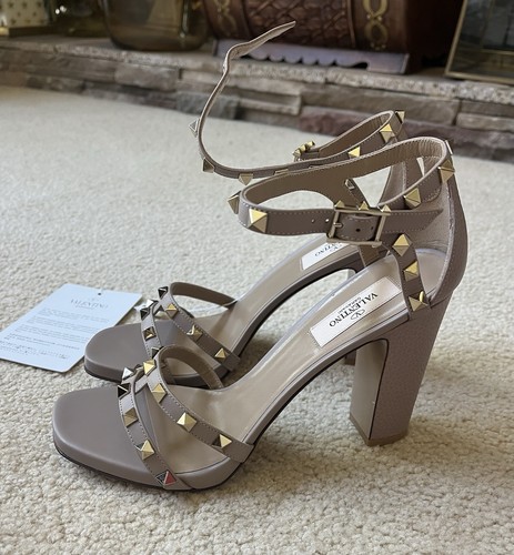 Valentino garavani rockstud - valentino,