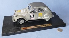 Maisto 1/18 : Citroën 2cv de