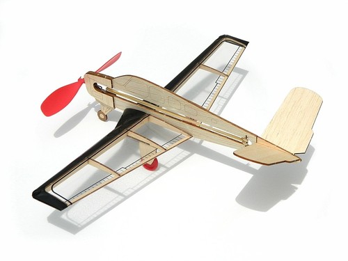 V-Tail mini avion balsa