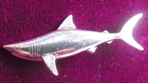 Game fishing pewter jaws - fishing,