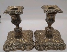 Coppia di antichi candelabri
