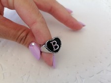 Anello acciaio donna lettera