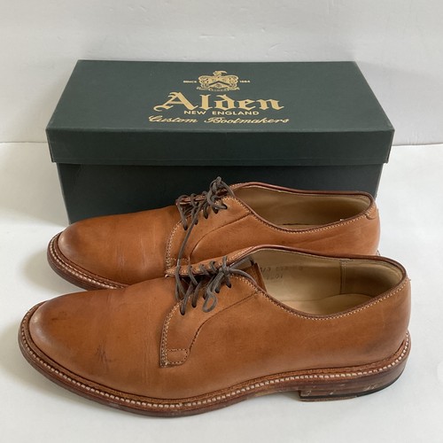 Scarpe eleganti stringate