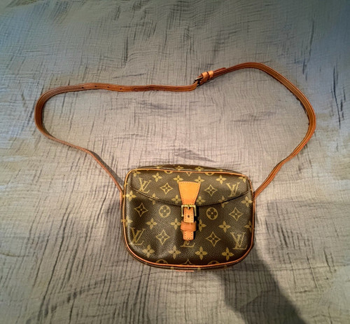 Louis vuitton jeune fille - jeune,