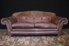 Bellissimo divano 4 posti club