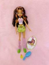 Winx club school Layla bambola